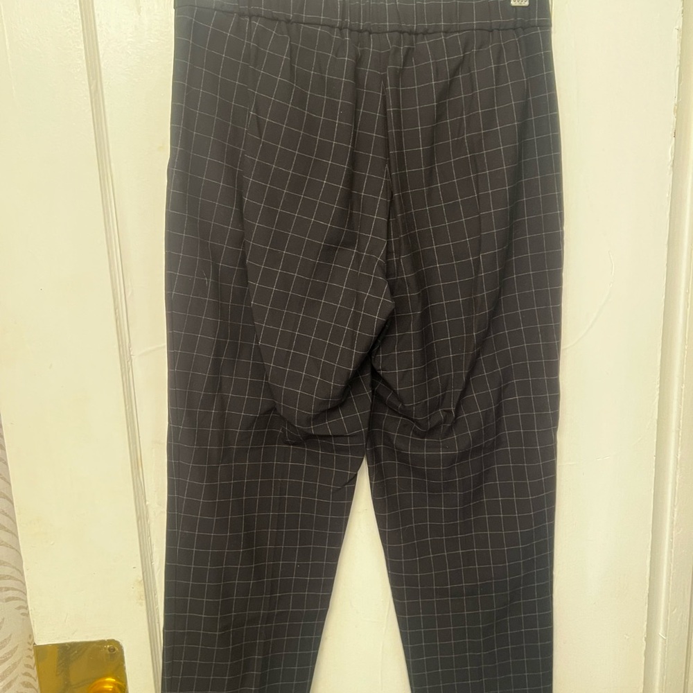 Babaton Black Grid Pattern Pants - Picture 3 of 4